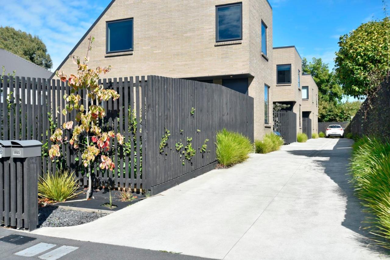 Dickens St - Christchurch Holiday Homes Esterno foto