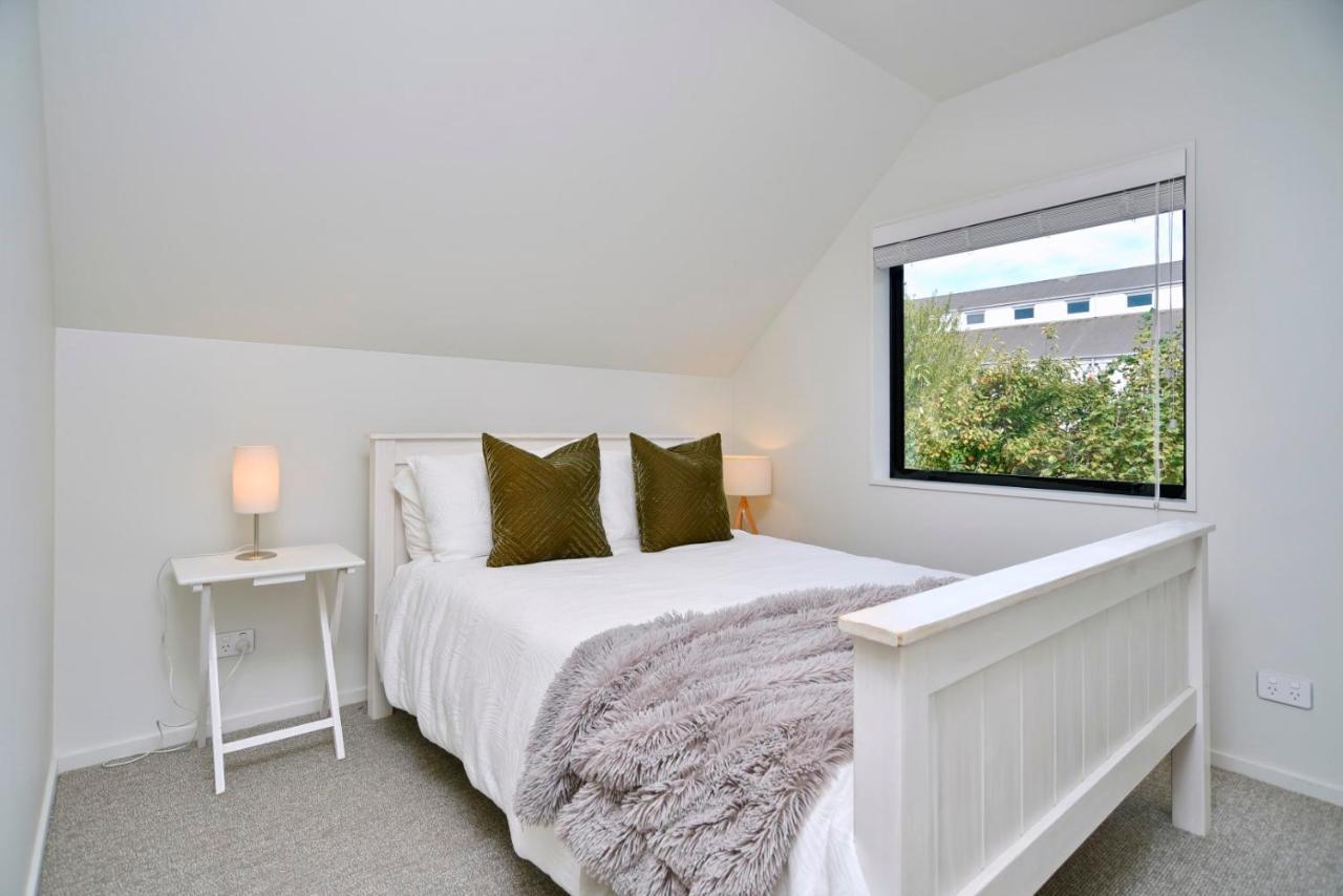 Dickens St - Christchurch Holiday Homes Esterno foto