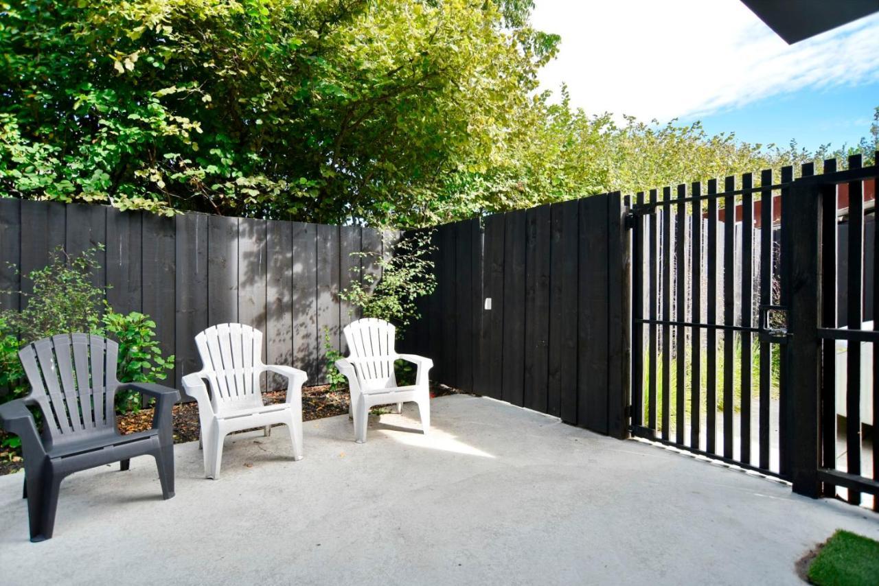 Dickens St - Christchurch Holiday Homes Esterno foto